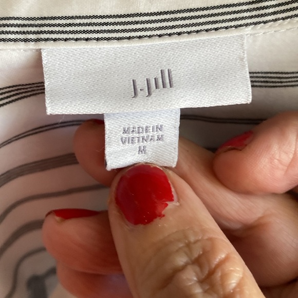 J. Jill pin striped black & white blouse M like new! - Picture 2 of 7